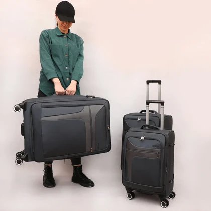 چمدان Antler مدل A40320M سایز متوسط
