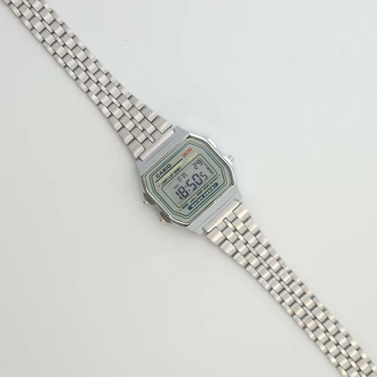 ساعت مچی زنانه کاسیو دیجیتالی نوستالژی Casio A159