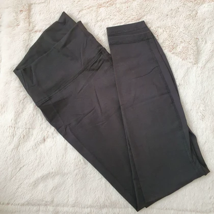 لگینگ ورزشی زنانه کریویت کد Z-ER46