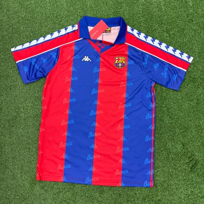 کیت اول بارسلونا 1994-1995