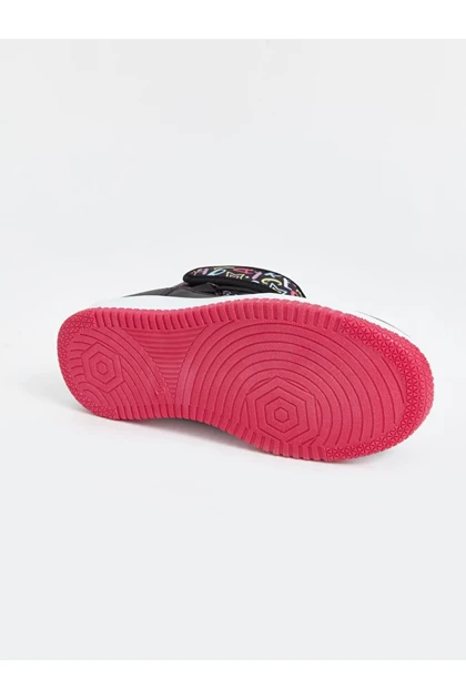 کتانی بچگانه lc-waikiki