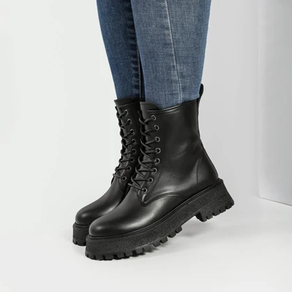 بوت و نیم بوت زنانه و دخترانه مدل بندی بغل زیپ رنگ مشکی کد M763