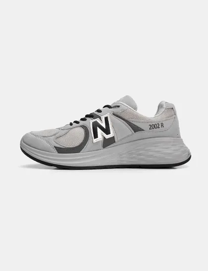 کفش ورزشی مردانه New Balance
