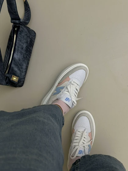 ونس NB