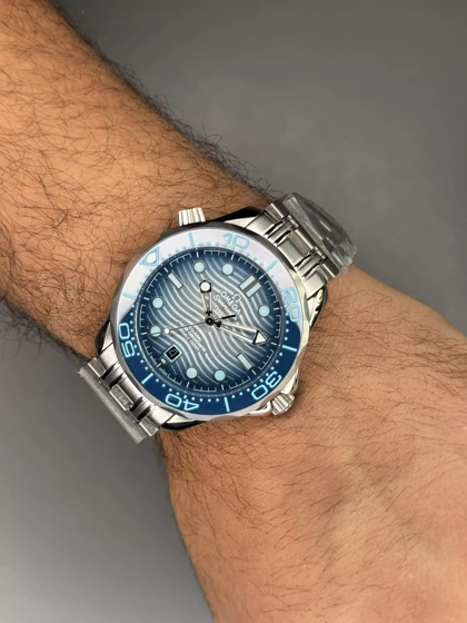 ساعت مچی امگا سیمستر بند سیلور صفحه آبی Omega Seamaster Diver