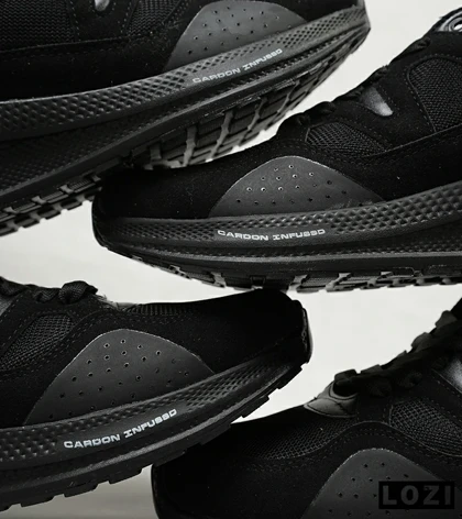 کفش کتانی طبی زنانه و مردانه مشکی SKECHERS archfit v02