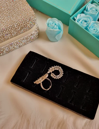 انگشتر جواهری نمادار فری سایز