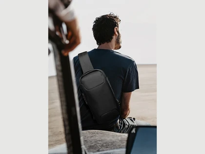 کیف کراس بادی مردانه بنج اصل BANGE BG-22085 رمز دار با پورت USB