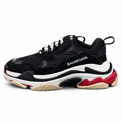 کتانی خارجی مردانه مدل بالنسیاگا تریپل اس رنگ مشکی Balenciaga Triple S (مستر کوالیتی)