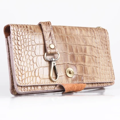 ست هدیه زنانه چرم یلسان مدل ساینا کد RDS-CHN-056-GC