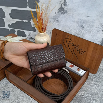 ست هدیه چرم طبیعی مردانه کمربند و جاکارتی مدل 3 تیکه روکو قهوه ای