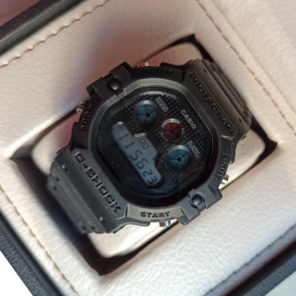 ساعت جیشاک فانتوم موتور ژاپن