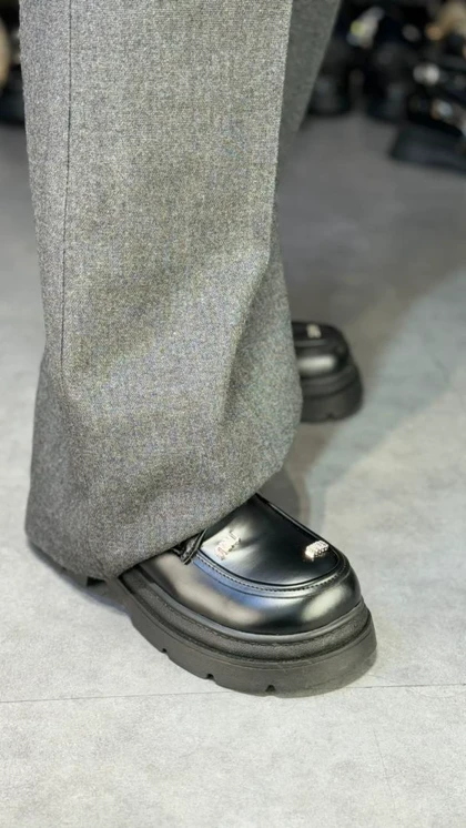 لوفر میومیو یراقدار نگینی L6010