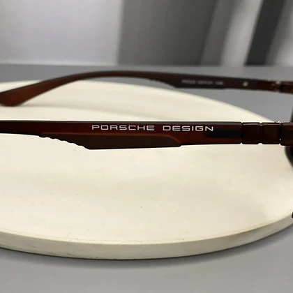 عینک آفتابی پورشه دیزاین با فریم کائوچو و لنز پلی‌کربنات پلاریزه UV400 Porsche Design Polarized
