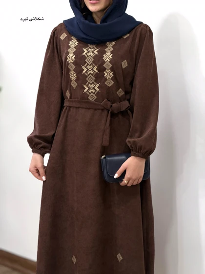 پیراهن مانتویی گلدوزی شیوا