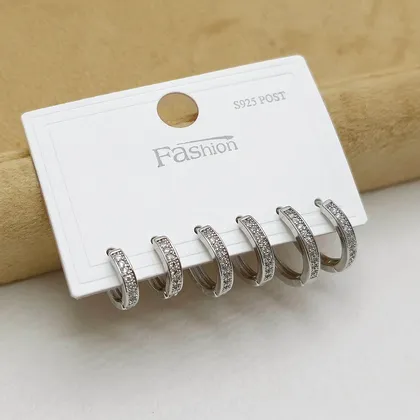 پک گوشواره نگین‌دار پرژین با آبکاری نقره925 رنگ سیلور