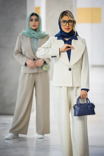 کت و شلوار یقه انگلیسی تک دکمه