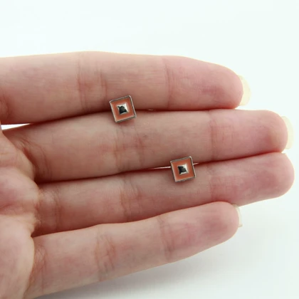 گوشواره دخترانه مدل لوزی