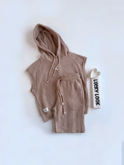 وست و شلوارک نوجوان(لاکی لوک)