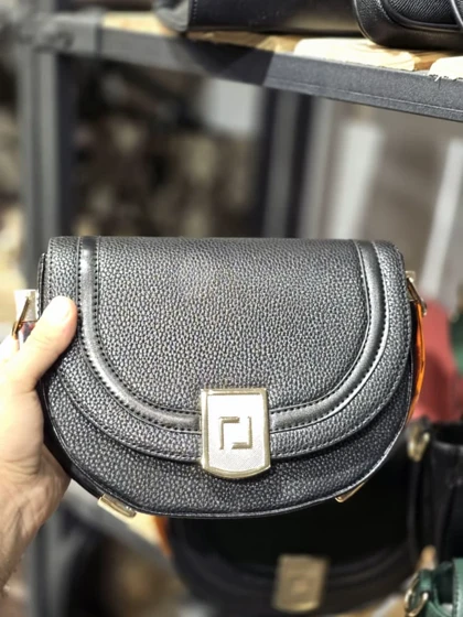 کیف دخترانه اکلا FENDI