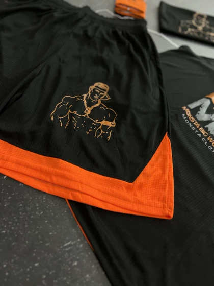 ست اسکارفی مشکی نارنجی بیگ من همراه با جوراب کد E234