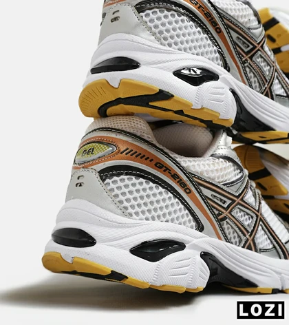 کفش کتانی مردانه سفید طلایی ASICS GT-2160