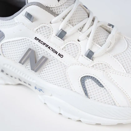 کفش و کتانی اسپرت زنانه و دخترانه مدل نیوبالانس NEW BALANCE رنگ سفید طوسی