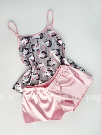 ست لباس خواب تاپ و شورتک ساتن طرح گربه و قلب