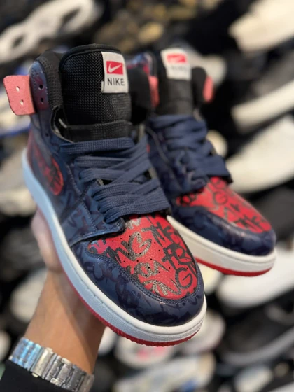 کتانی جردن ساق‌دار سرمه ای قرمز کاستوم