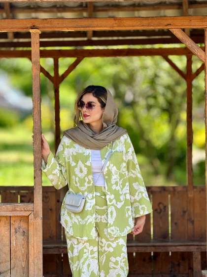 ست مانتو شلوار طرح دار