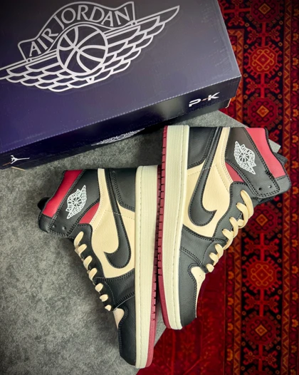 کتانی جردن وان ساق‌دار