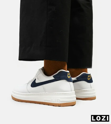 کفش کتانی مردانه و زنانه سفید سرمه ای نایک NIKE AIR FORCE مدل 4760