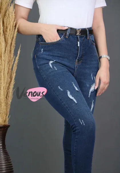 شلوار جین آبی تیره زاپ‌دار
