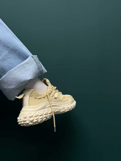 کتانی BALENCIGA