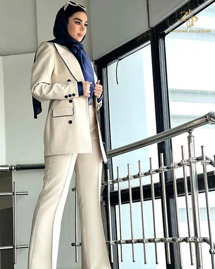 کت و شلوار زنانه کرمی مجلسی مغزی دوزی نویا