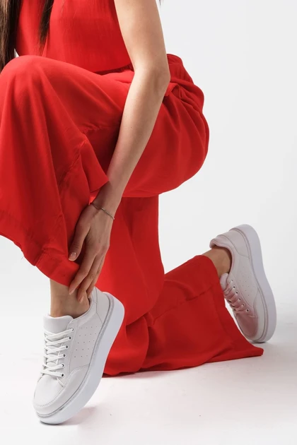 کتانی زنانه میوگوستو mio-gusto