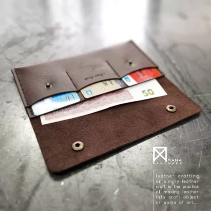 کیف پول دکمه دار