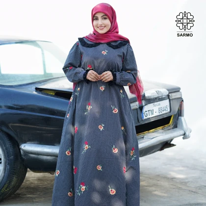 عبا گل‌دار مشکی