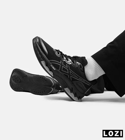 کفش کتانی مردانه مشکی ASICS GORETEX