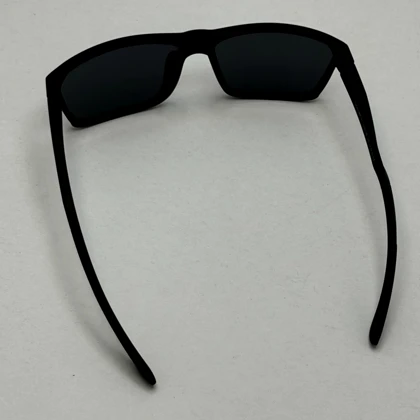 عینک اوکلی مستطیلی پلاریزه سبک OAKLEY آمریکایی مشکی کد WG83107