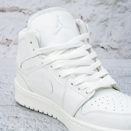 کفش کتانی زنانه نایک ایر جردن 1 ساق‌دار سفید (Nike Air Jordan 1 White) کد 2341