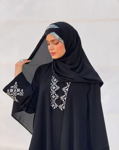 عبا سارافن آناهید (رنگبندی)