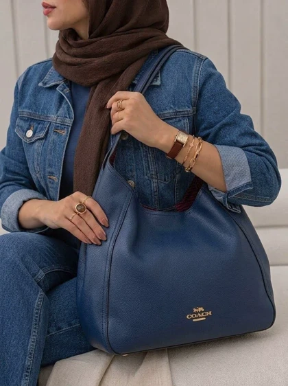 کیف دوشی دخترانه طرح کوچ سرمه ای کد 106
