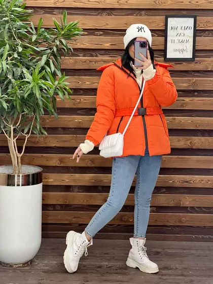 کاپشن آمبردی MONCLER