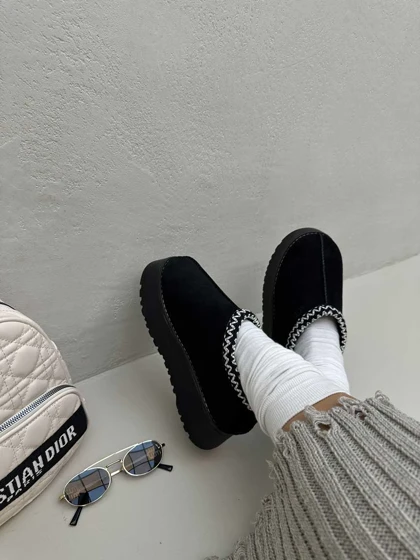نیم بوت UGG طرحدار