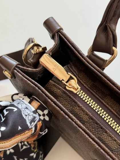 کیف شال دار ال وی 3472