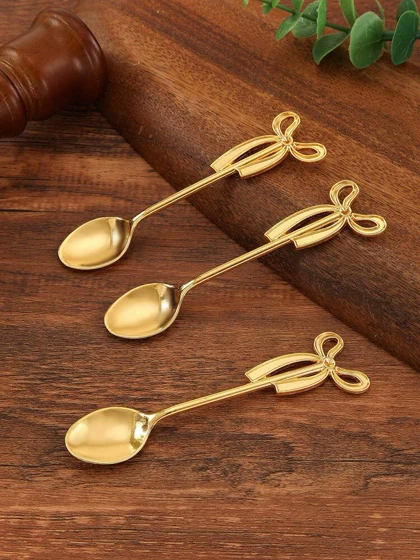 قاشق چای خوری طرح پاپیون در دو رنگ