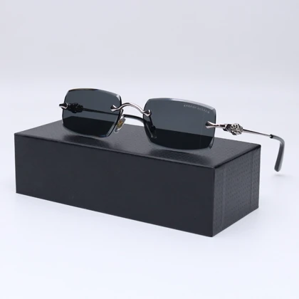 عینک از برند CHROME HEARTS کد 181425