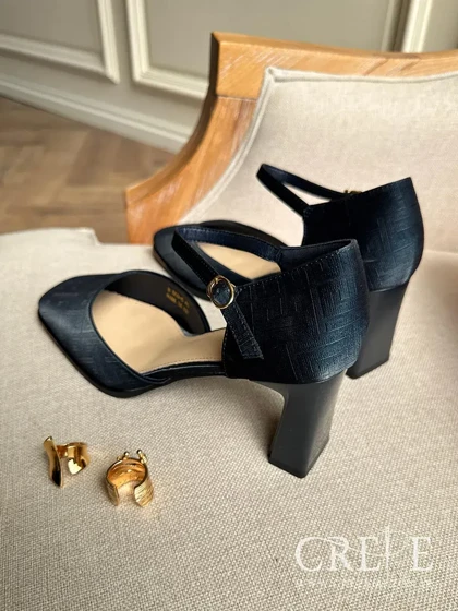 کفش مخمل طرحدار بغل باز پاشنه 7 سانت