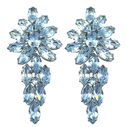 گوشواره زنانه ژوپینگ مدل آزوریا طرح جواهری آویزدار با نگین‌های آبی یخی